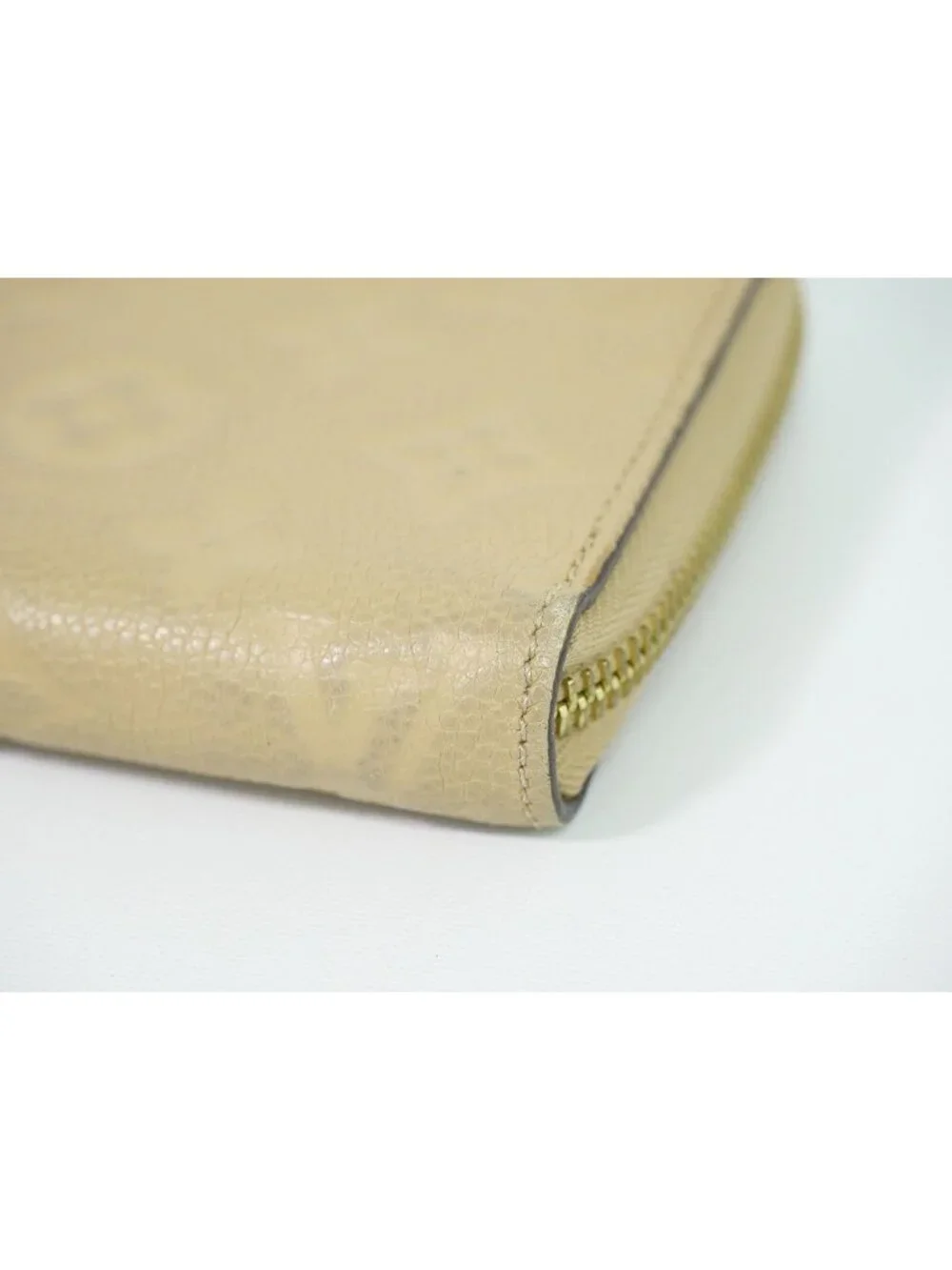 Louis Vuitton LV Zippy Wallet Monogram Empreinte Leather les Beiges